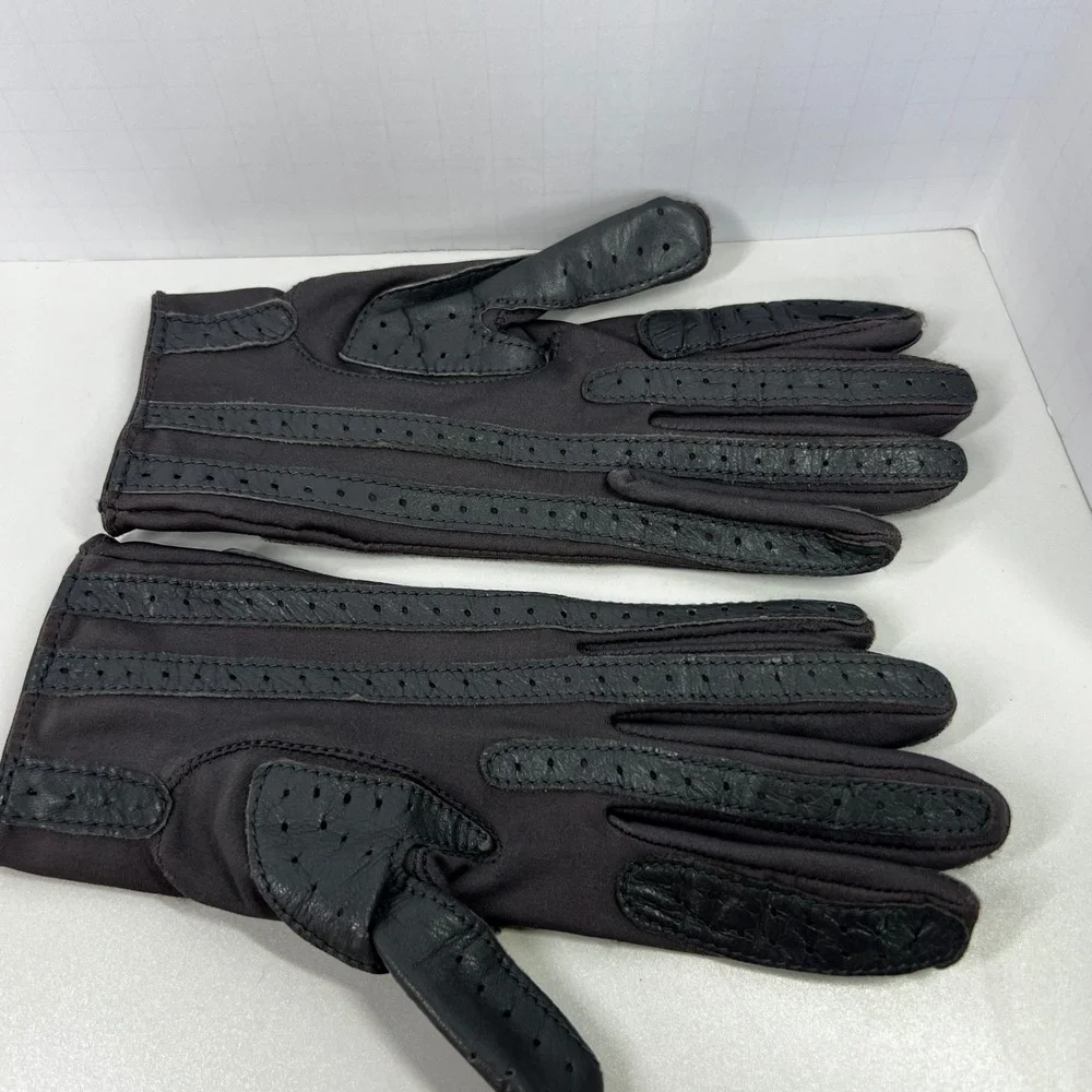 Isotoner by Aris Vintage Gray Driving Gloves Leather Trim Spandex Woman's Medium - Picture 3 of 5